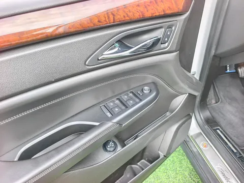 Cadillac SRX