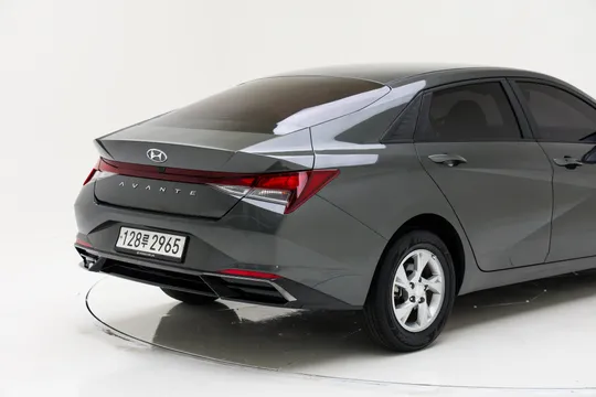 Hyundai Elantra (Avante)