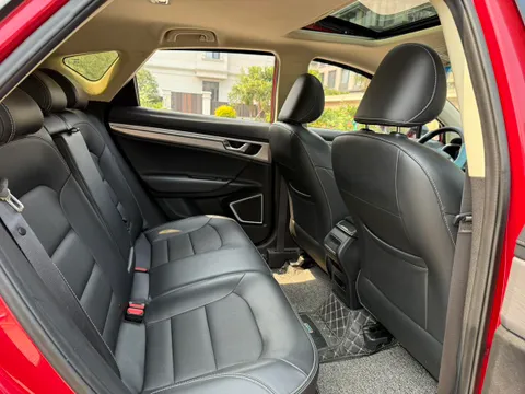 Geely Emgrand GS