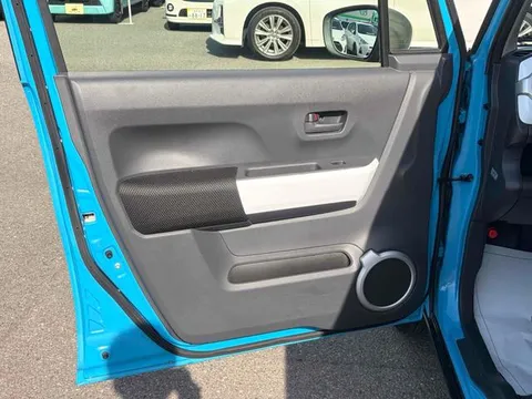 Mazda Flair Crossover