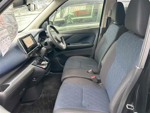 Mitsubishi eK X