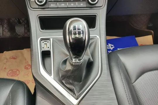 Geely Vision