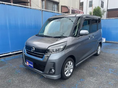 Nissan Dayz Roox