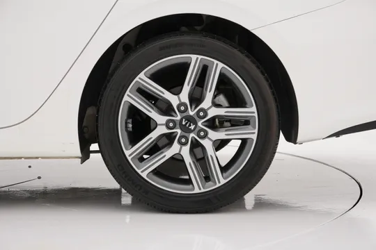 Kia Cerato (K3)