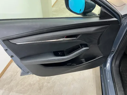 Mazda MAZDA3 Fastback
