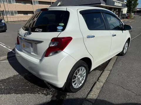 Toyota Yaris (Vitz)