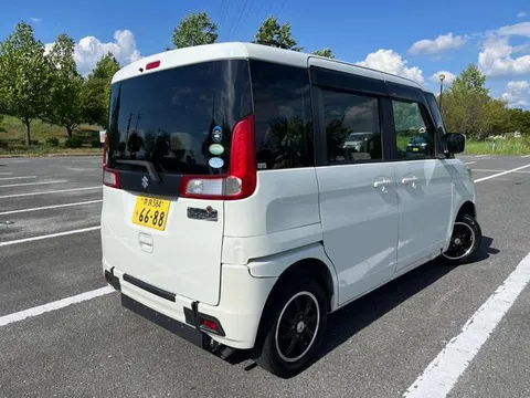 Suzuki Spacia