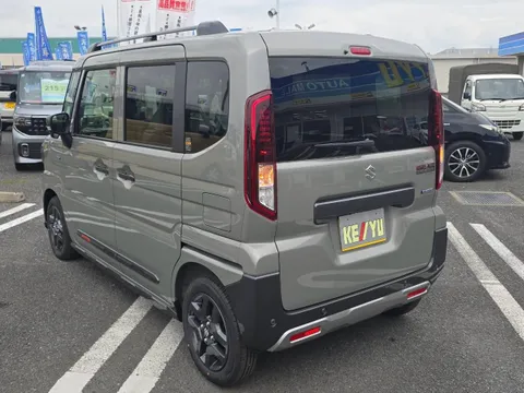 Suzuki Spacia Gear
