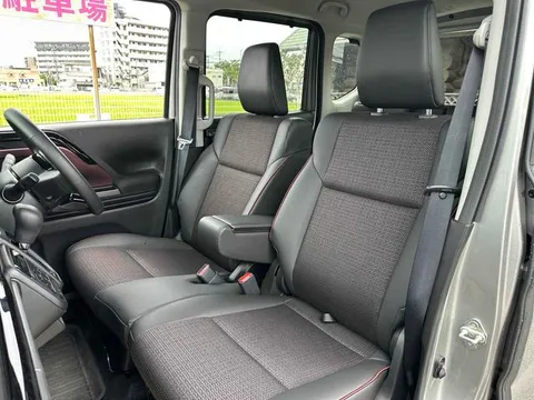 Suzuki Spacia Custom