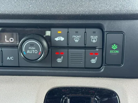 Honda N-BOX Joy