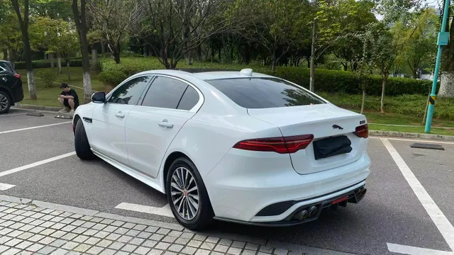 Jaguar XEL
