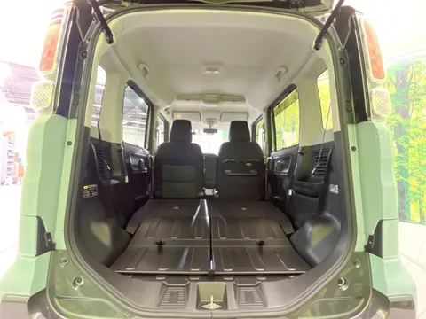 Suzuki Spacia Gear