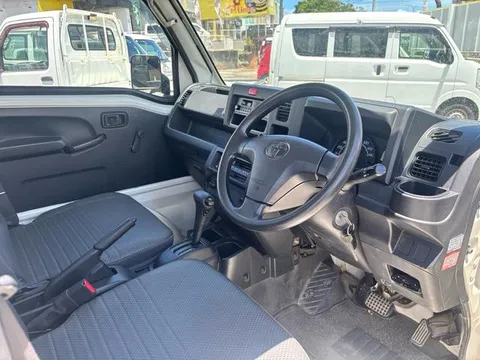 Toyota Pixis Truck