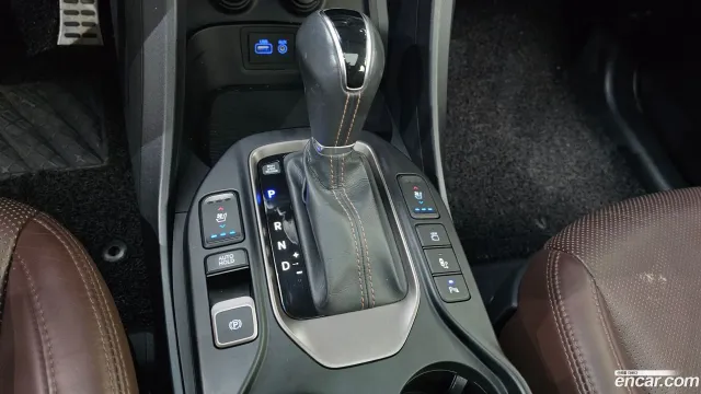 Hyundai Grand Santa Fe (Maxcruz)