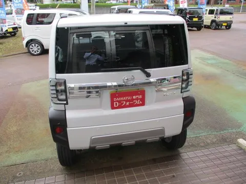 Daihatsu Taft