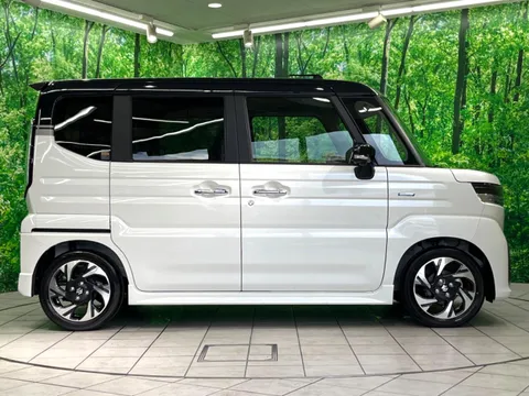 Suzuki Spacia Custom