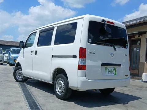 Toyota TownAce Van
