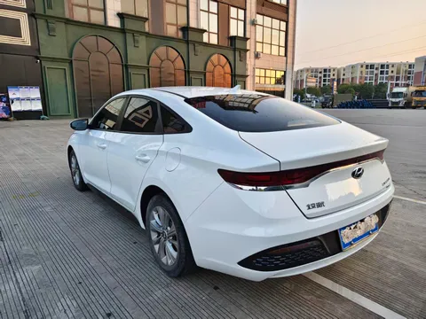 Hyundai Festa