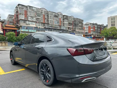 Chevrolet Malibu XL