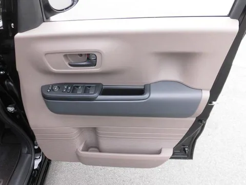 Honda N-BOX Joy