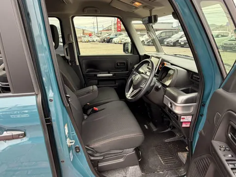 Suzuki Spacia Gear