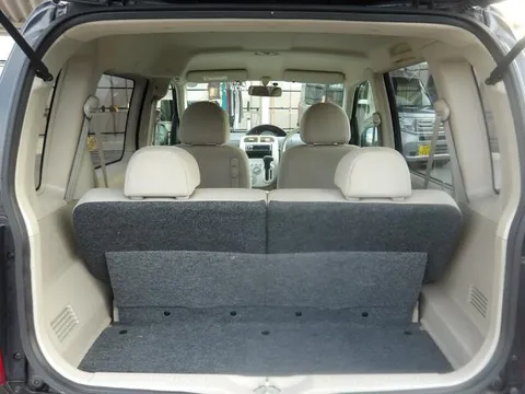 Nissan Otti