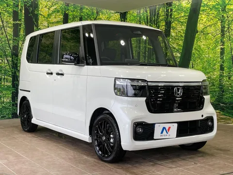 Honda N-BOX Custom
