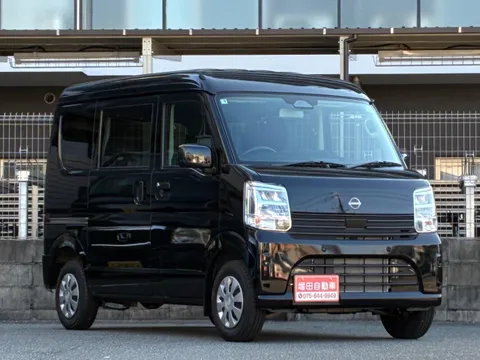 Nissan Clipper Van
