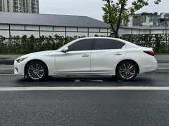 Infiniti Q50L