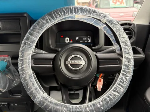 Nissan Clipper Van