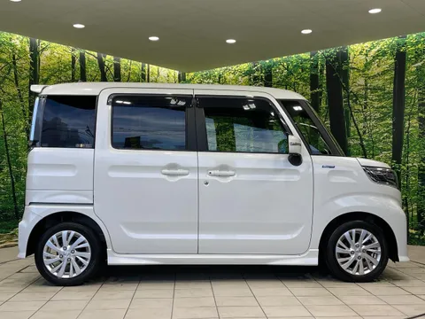 Suzuki Spacia Custom