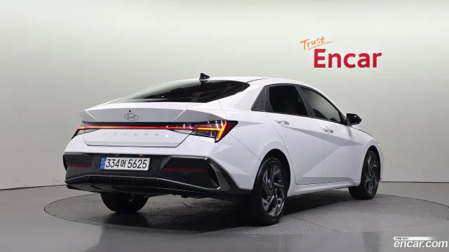 Hyundai Elantra (Avante)