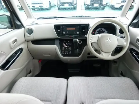 Mitsubishi eK Space