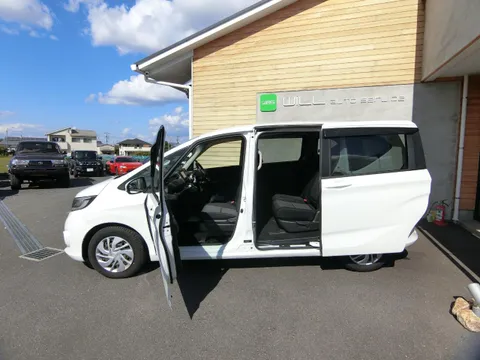Honda Freed Plus