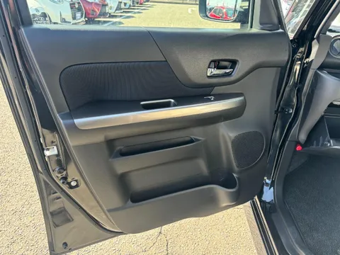 Suzuki Spacia Custom Z