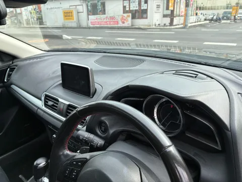 Mazda Axela Sport