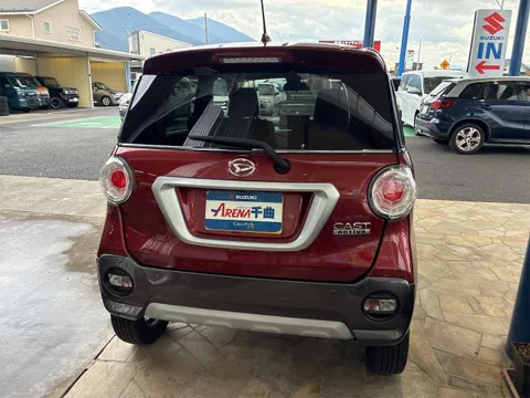 Daihatsu Cast