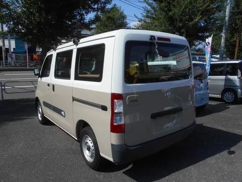 Toyota TownAce Van