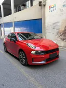 Lynk & Co 03