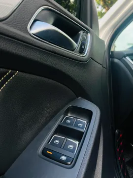 Roewe RX5