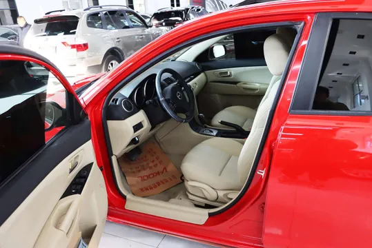 Mazda Mazda 3