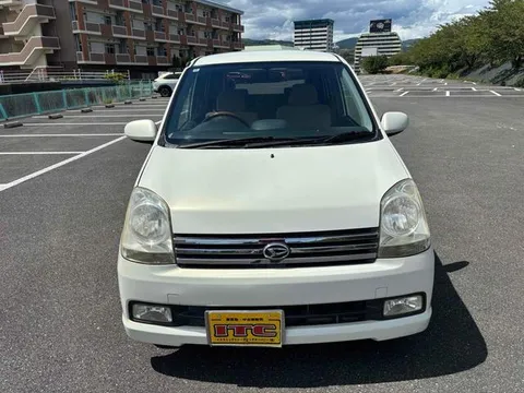 Daihatsu Mira AVY