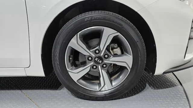 Kia Cerato (K3)