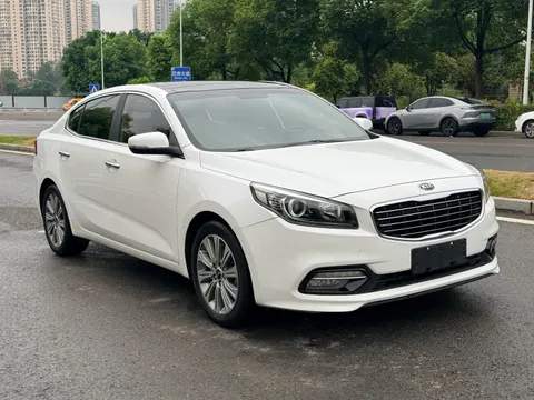 Kia K4