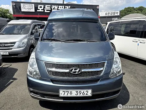 Hyundai Grand Starex