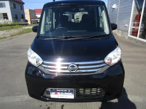 Nissan Dayz Roox