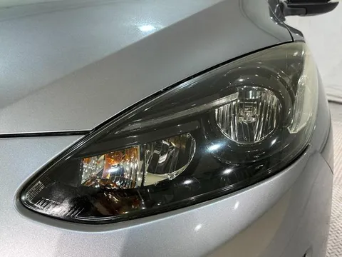 Mazda Mazda2 (Demio)