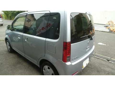 Nissan Otti