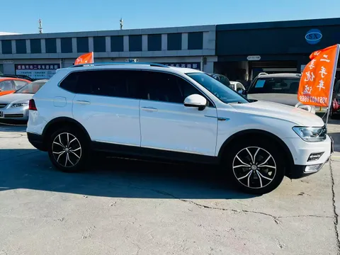 Volkswagen Tiguan L