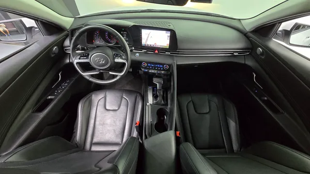 Hyundai Elantra (Avante)
